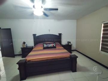 CASA EN VENTA EN FRACCIONAMIENTO MISION DEL VALLE II CHIHUAHUA, CHIH