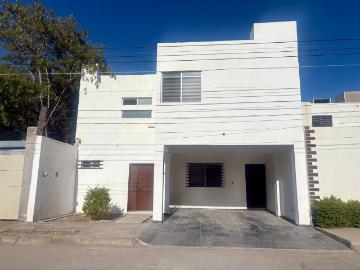 CASA EN VENTA EN FRACCIONAMIENTO OASIS