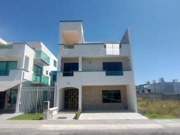 CASA EN VENTA EN FRACCIONAMIENTO PRIVADO EXPLANADA SUR,PACHUCA,HGO