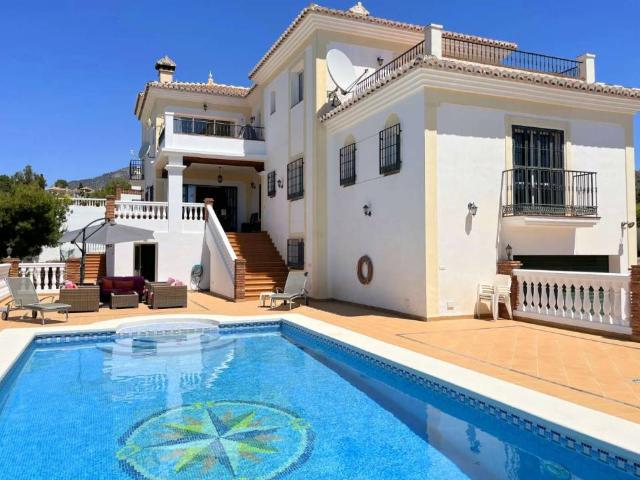 Casa en Venta en Frigiliana