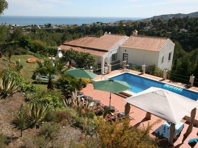Casa en venta en Frigiliana, Málaga Costa del Sol