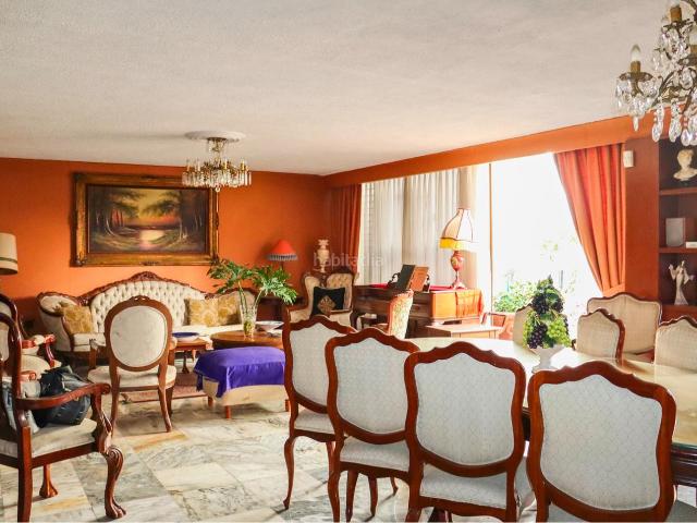 Casa en venta en Guadalajara, Constitución El Balconcillo. Casa en Venta en la Exclusiva Colonia Ladrón de Guevara. Casas.