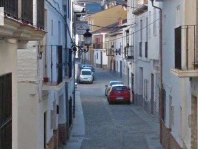 Casa en Venta en Guadix