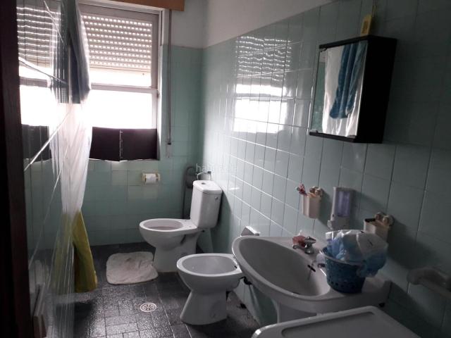 Casa en venta en Guarda A. EDIFICIO COMPLETO EN A GUARDA. Casas Guarda.