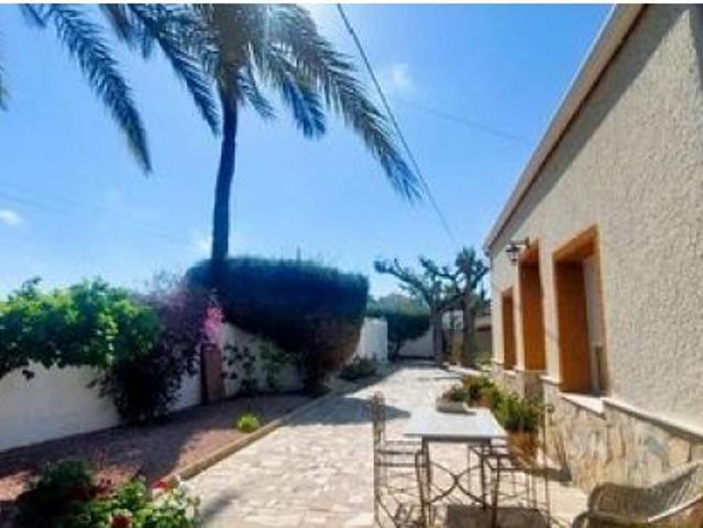casa en Venta en Guardamar Del Segura. ETRV T3825