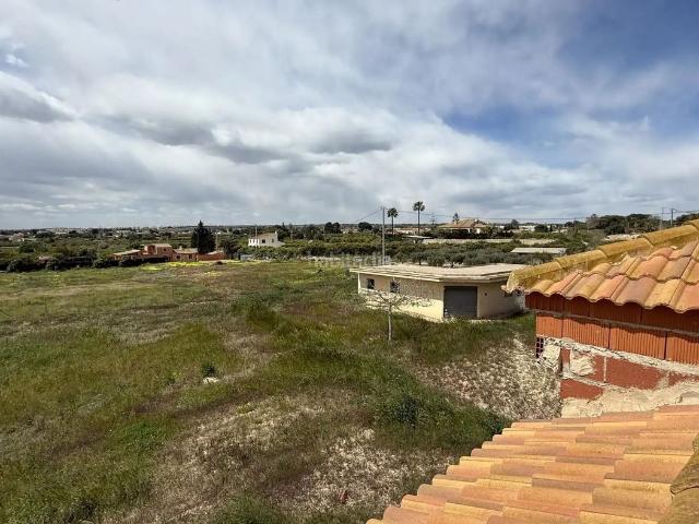 Casa en venta en Guardamar del Segura, El Raso. Casas Guardamar del.