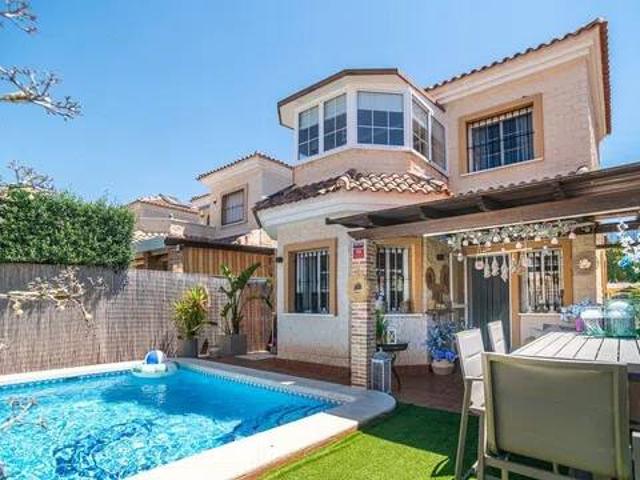 Casa en Venta en Guardamar del Segura