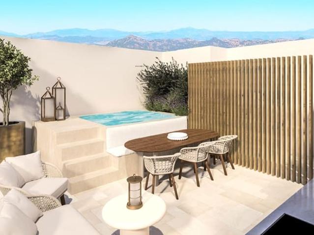 Casa en venta en Guaro, Málaga