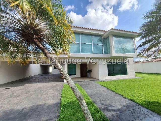 Casa en venta en Guataparo Country club Valencia Carabobo