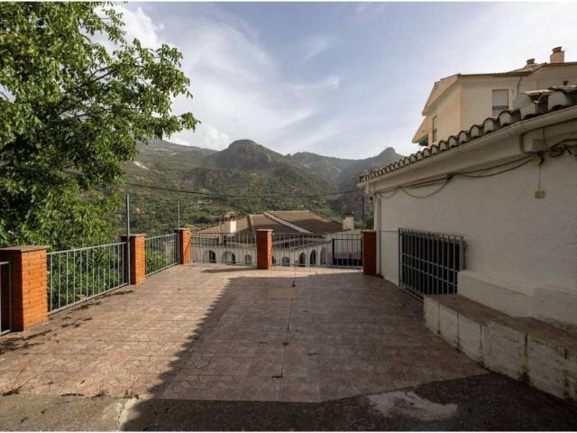 Casa en Venta en Güéjar Sierra