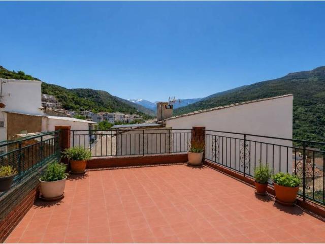 Casa en Venta en Güéjar Sierra