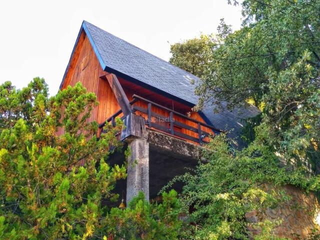 Casa en venta en Güéjar Sierra. CASA EN SIERRA NEVADA CON GRAN CAPACIDAD Y POTENCIAL DE RENTABILIDAD. Casas Güéjar.