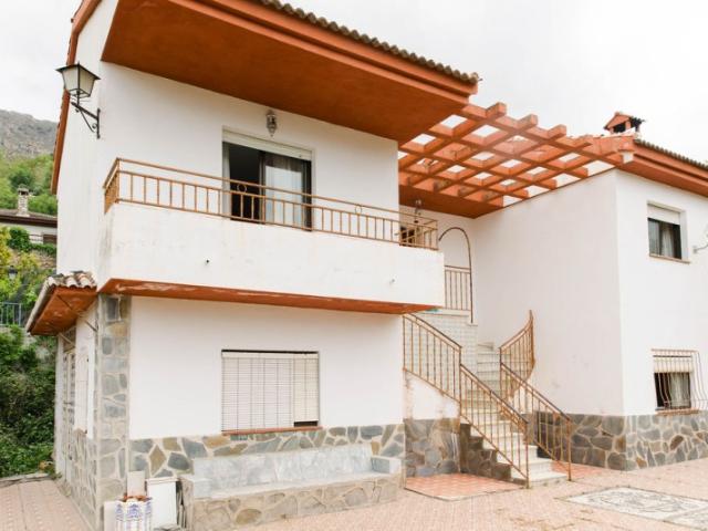 Casa en Venta en Güejar Sierra, Granada