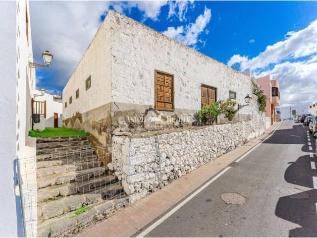 Casa en Venta en Guía de Isora