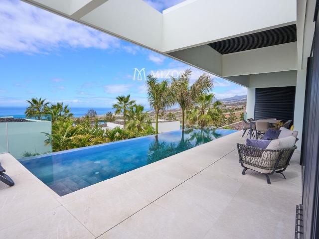 Casa en venta en Guía de Isora, Abama. Villa en venta en Abama Golf. Casas Guía de.