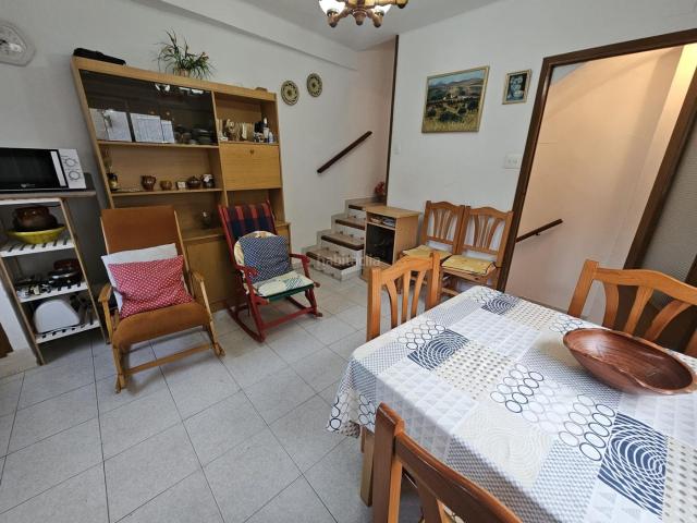 Casa en venta en Gaibiel. Oportunidad en Gaibiel Vive o disfruta de tus vacaciones en plena naturaleza Inmocity Expertos Inmobiliarios presenta esta fant. Casas.