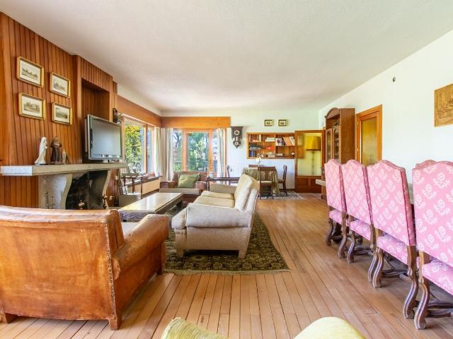 Casa en venta en Galapagar, Casa Amarilla. ¡ESPECTACULAR PROPIEDAD CON PARCELA DE 3.391 m², PISCINA, PISTA DE PÁDEL, POZO Y POSIBILIDAD DE SEGREGACIÓN!. Casas.