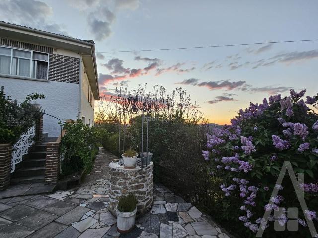 Casa en venta en Mieza. CASA INDEPENDIENTE TERRENO, TXOKO Y MARAVILLOSAS VISTAS!. Casas.