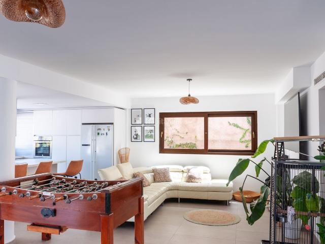 Casa en venta en Gandia, Urbanizaciones. Exclusiva villa unifamiliar en Gandía. Casas.
