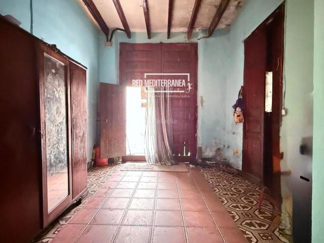 Casa en venta en Gandia, Benipeixcar El Raval. CASA DE PUEBLO PARA REFORMAR EN EL CENTRO DE GANDIA. Casas.