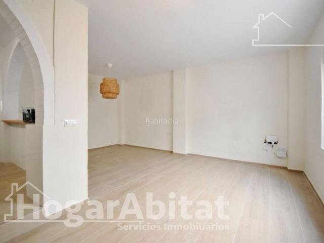 Casa en venta en Gandia, Plaza Elíptica República Argentina. DISFRUTA DE UNA CASA REFORMADA Y LUMINOSA CON IMPRESIONANTE TERRAZA!. Casas.