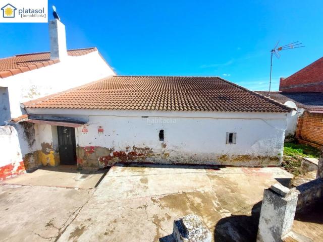 Casa en venta en Garrobo El. Casa para reformar en el centro de El Garrobo. Casas Garrobo.