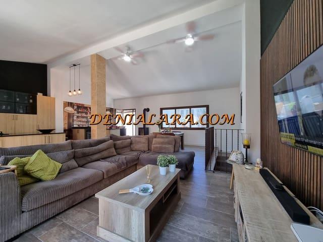 Casa en venta en Gata de Gorgos, Alicante Costa Blanca