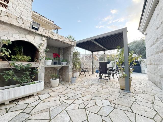 Casa en venta en Gavà, Passeig Maragall. Casa unifamiliar exclusiva en una sola planta en Gavà. Casas.