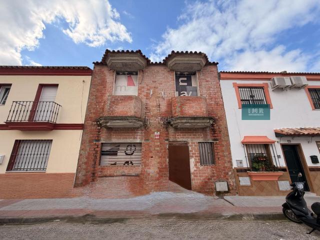 Casa en venta en Gelves. Casa en construcción en el centro de Gelves Sevilla Personaliza tu hogar a tu gusto. Casas.