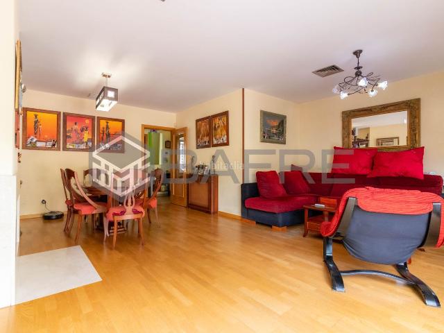 Casa en venta en Getafe, Perales del Río. Casas.