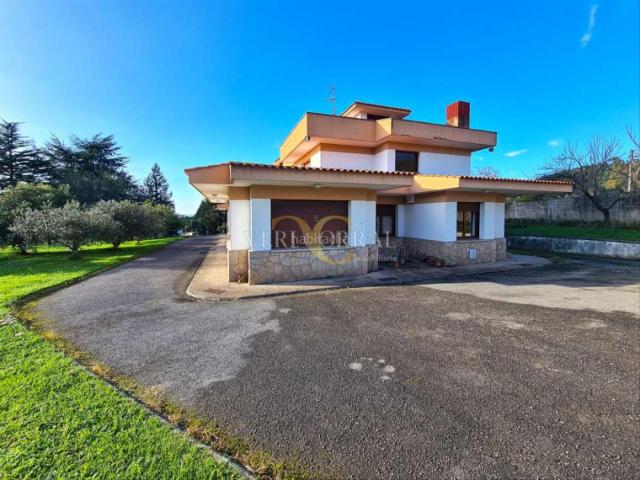 Casa en venta en Gijón, Cabueñes. Fantástico chalet con piscina en Cabueñes. Casas.