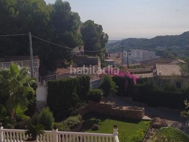 Casa en venta en Gilet. Casas.