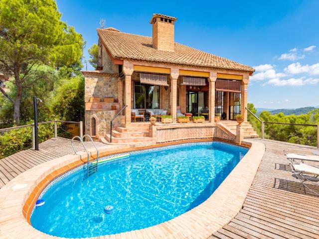 Casa en venta en Gilet. Casas.