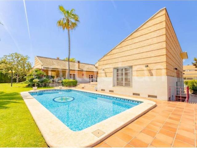Casa en Venta en Godella