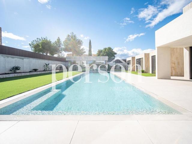 Casa en venta en Godella, Nueva Santa Barbara Cruz de Gracia. Chalet de lujo en Nueva Santa Barbara. Casas.