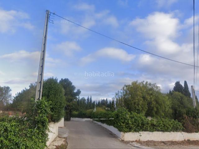 Casa en venta en Godelleta. INMUEBLE SIN POSESION Y SIN ACCESO AL INTERIOR. Casas.