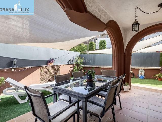 Casa en venta en Gójar. Casa en Gojar con patio de 65m. Casas.