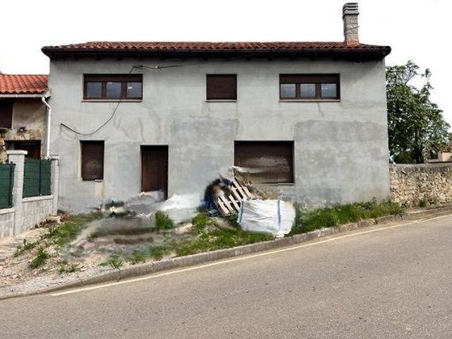 Casa en venta en Gozón, Laviana