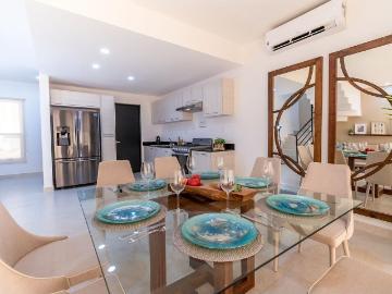 Casa en venta en Gran Santa Fe 2, Benito Juárez, Quintana Roo