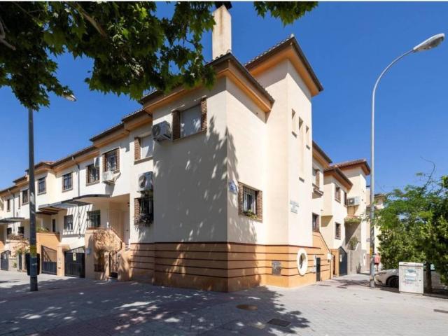 Casa en Venta en Granada