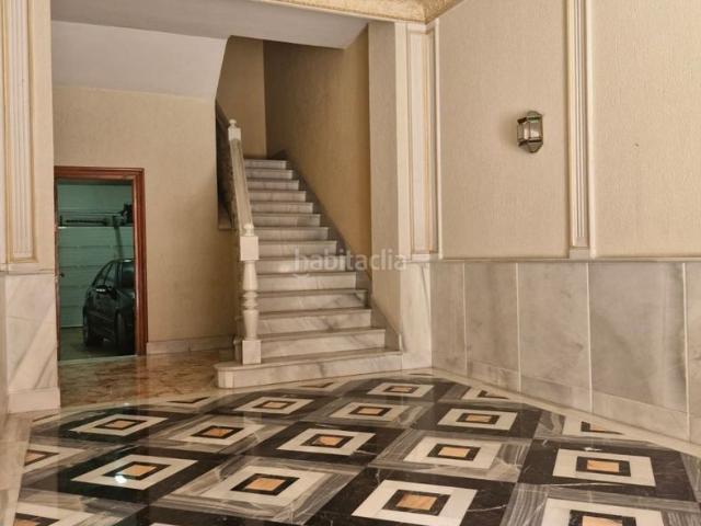 Casa en venta en Granada, Cerrillo de Maracena Periodistas. Casa en venta en CNueva, 5 dormitorios. Casas.