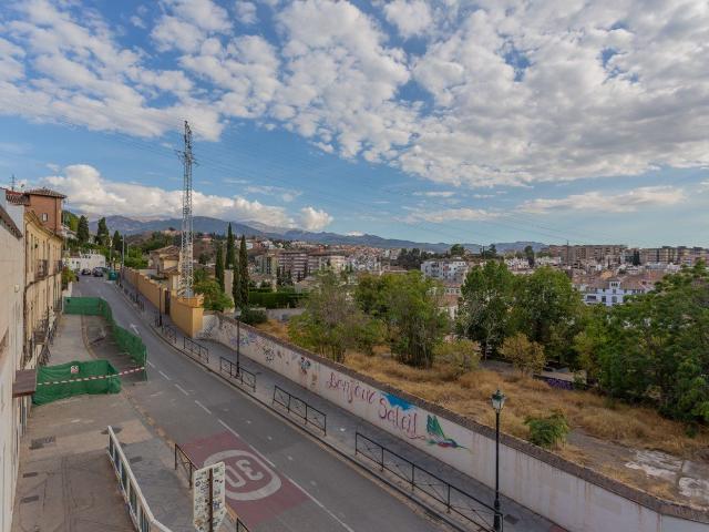 Casa en venta en Granada, Crta. De la Sierra. Casa de lujo con inmejorables vistas en El Realejo. Casas.