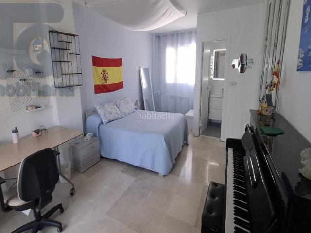 Casa en venta en Granada, Barrio de Zaidín. Casa adosada en venta en San Miguel18100. Casas.