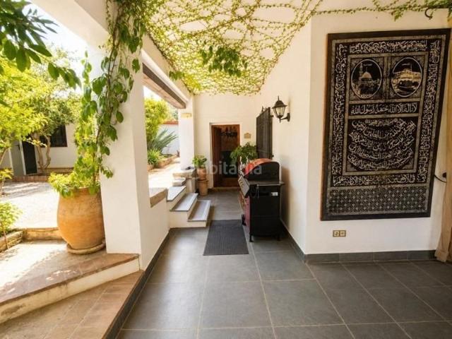 Casa en venta en Granada, Fargue. EXCLUSIVO CHALET CON PISCINA EN EL FARGUE. Casas.