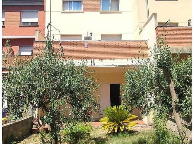 Casa en venta en Granada, La, de 188 m² 4 habitaciones por 325.000
