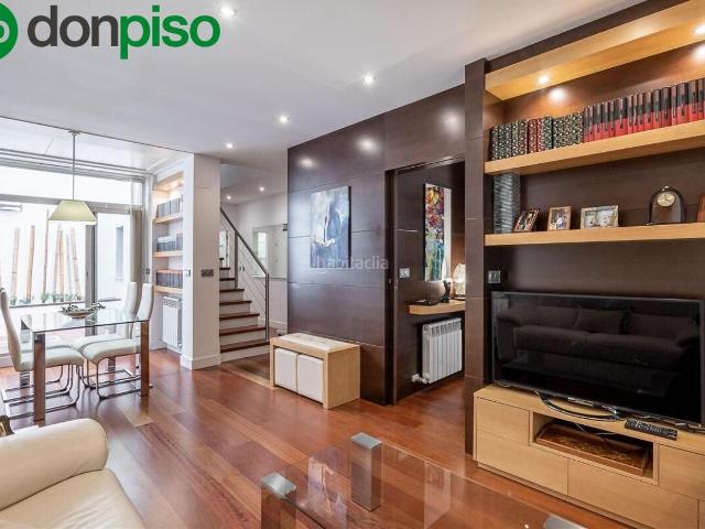 Casa en venta en Granada, San Matías Realejo. Vivienda junto a plaza Mariana Pineda. Casas.