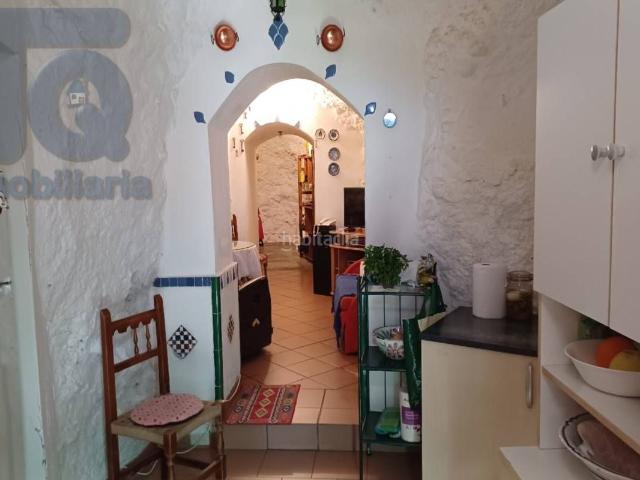 Casa en venta en Granada, San Ildefonso. Casa cueva en venta en Albaicín18010. Casas.
