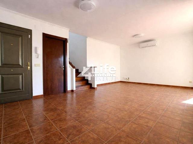 Casa en venta en Granadilla de Abona, Los Abrigos. Casa Adosada de 4 Dormitorios La Tejita, Sotavento II. Casas Granadilla de.