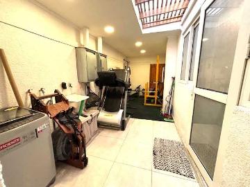 Casa en Venta en Huechuraba 4 dormitorios 4 baños