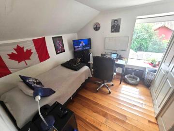 Casa en Venta en Huechuraba 5 dormitorios 4 baños